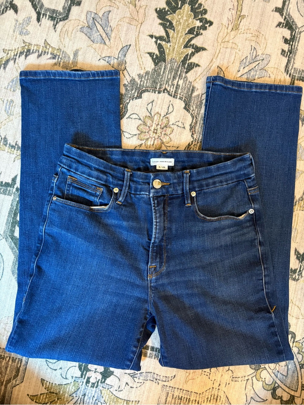 Good American Good Legs Straight Jeans